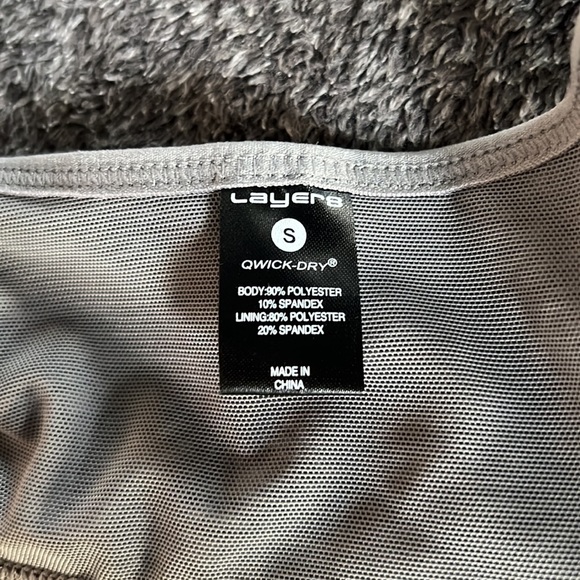 LAYER 8 QUICK DRY SPORTS BRA ZIPPER FRONT ADJUSTABLE STRAP SIZE S HEATHER GREY. - Picture 11 of 17